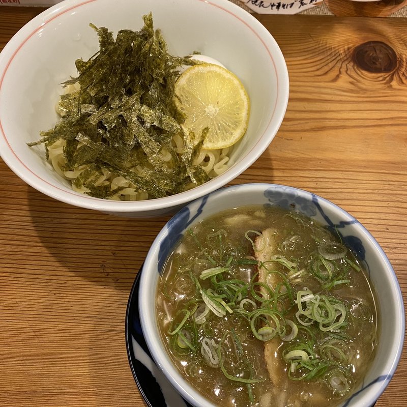 ひや汁つけ麺(別邸三く 中華㐂蕎麦 萃)