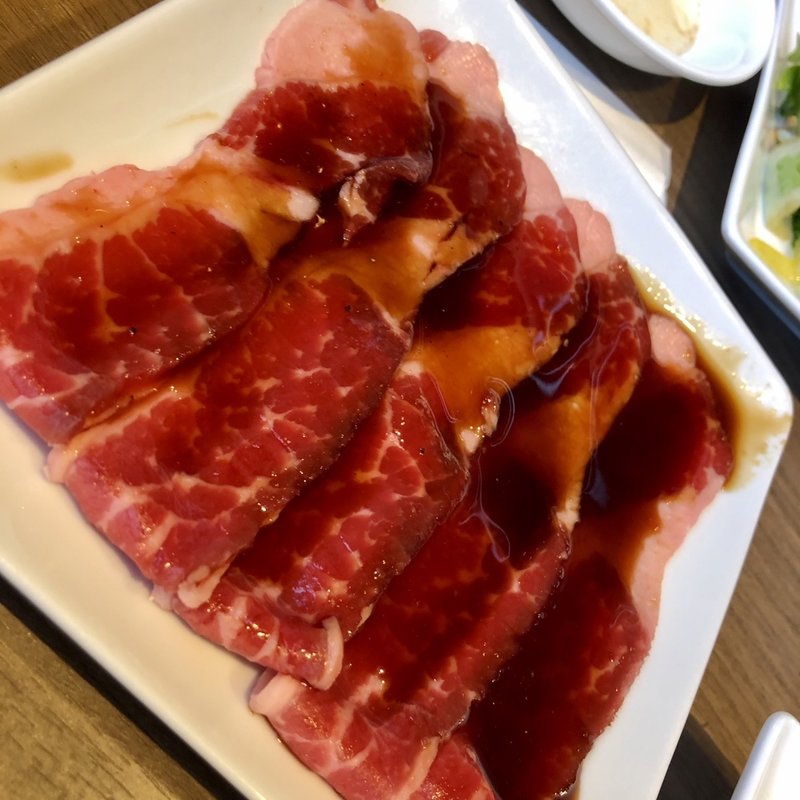 ロース(ワンカルビ PREMIUM 天神)