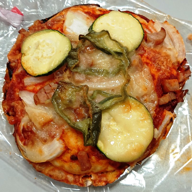 ピザパン(布屋パン店)