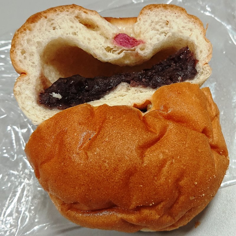 小倉あんぱん(布屋パン店)