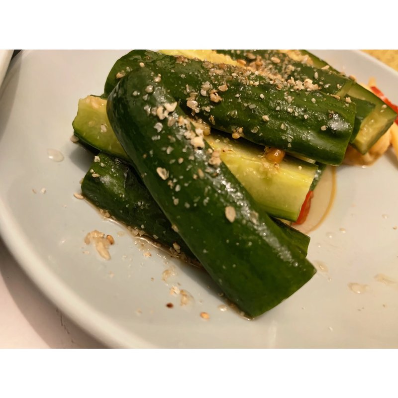 酸辣キュウリ(餃子屋 社領)