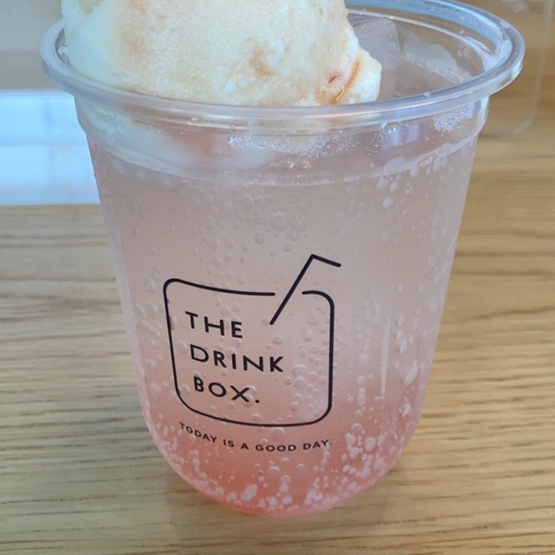 ピーチソーダ(THE DRINK BOX.)