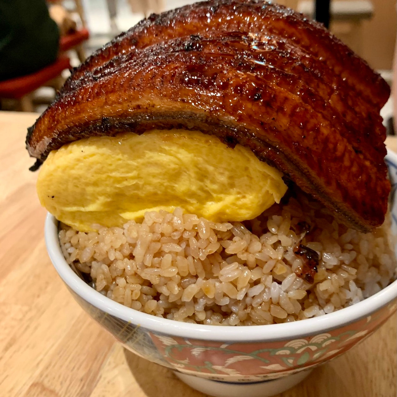 ド ンと そびえる鰻玉丼 うなぎ 串焼き いづも ルクア の口コミ一覧 おいしい一皿が集まるグルメコミュニティサービス Sarah