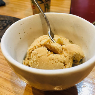黒糖アイスクリーム(鮨まぁさ)