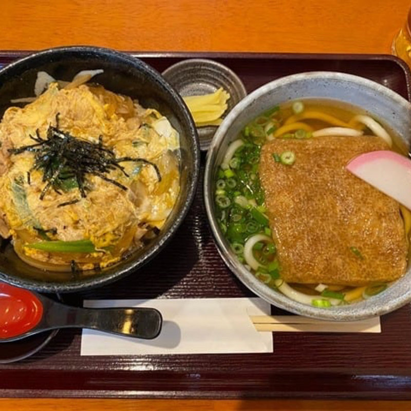 親子丼セット(きつねうどん)(讃岐うどんやさか)