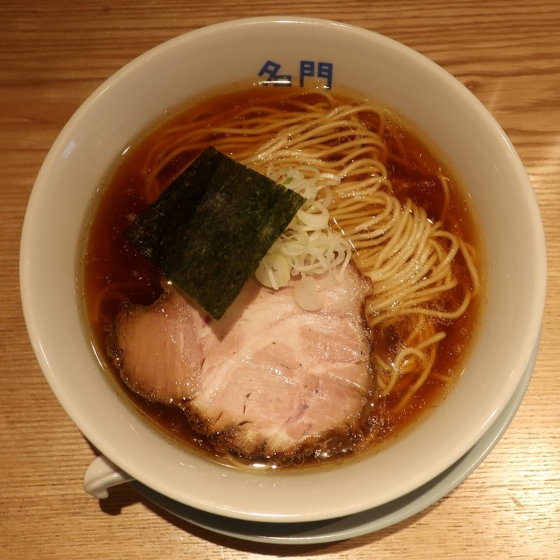 醤油ラーメン(中華そば 名門)