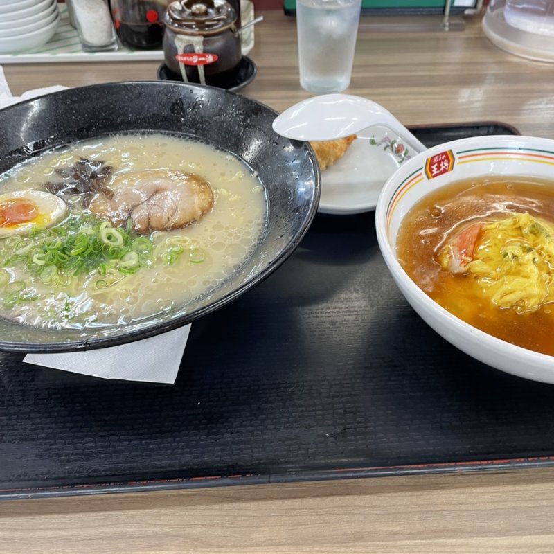 豚骨ラーメン天津飯セット(餃子の王将 寝屋川店)