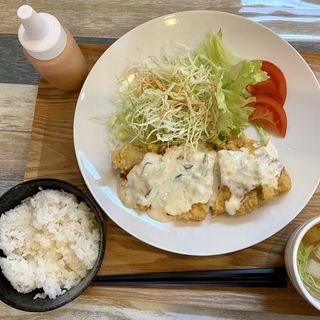 チキン南蛮定食(OLY CAFE)