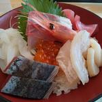 小浜丼(レストラン 海幸苑 （かいこうえん）)