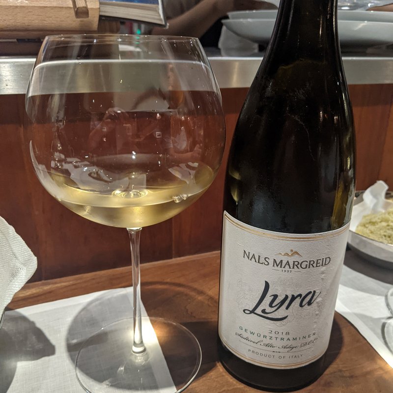 リュラ　ゲヴェルツトラミナー(Regalo)