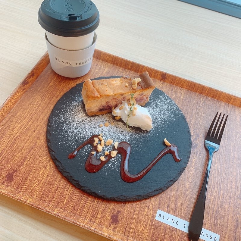 ミックスベリーチーズケーキ(BLANC TERRASSE)