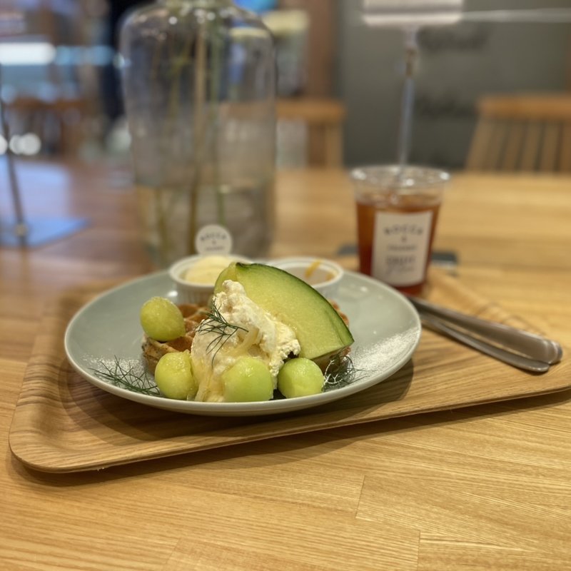 メロンプレート(ロッカアンドフレンズコーヒーフロー)