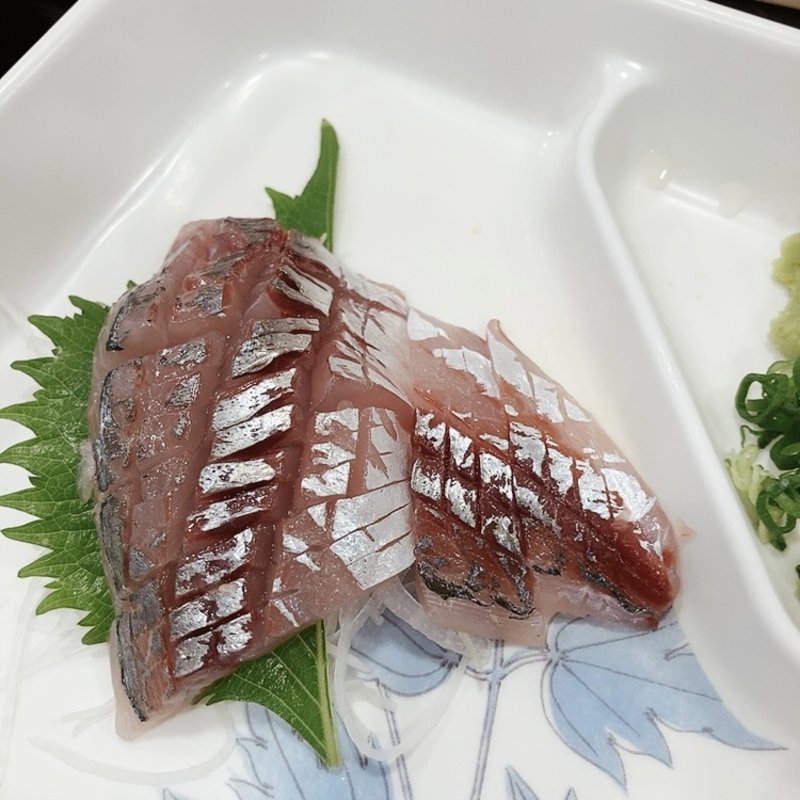 鯵の刺身(魚食堂たわら )