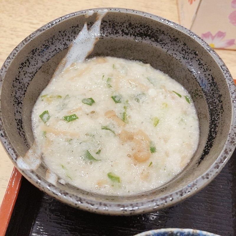 とろろ芋(魚食堂たわら )