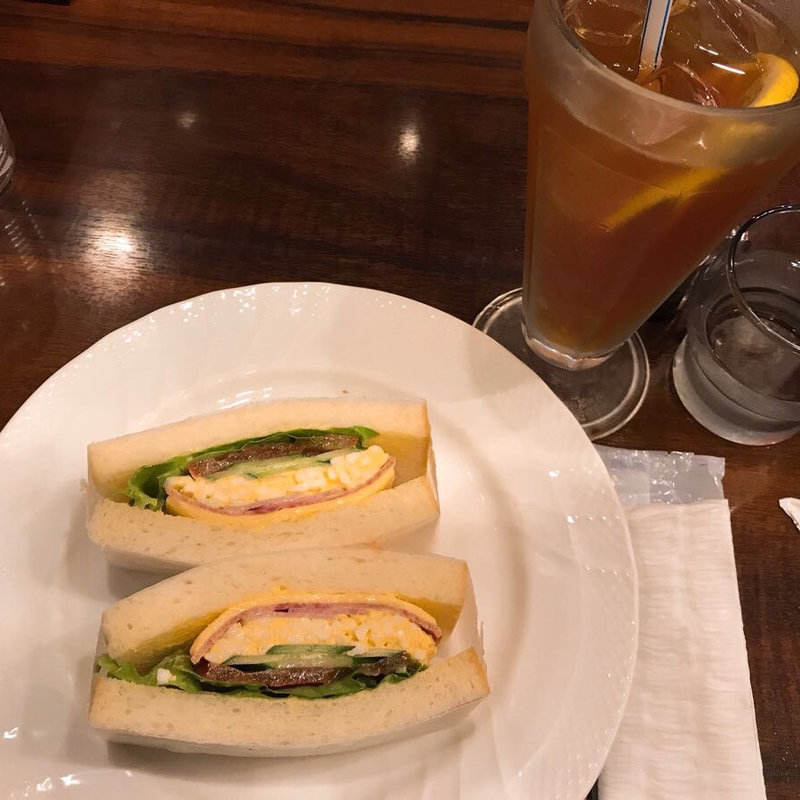 ハムと野菜と玉子のトーストサンド(星乃珈琲店 エキア川越店)