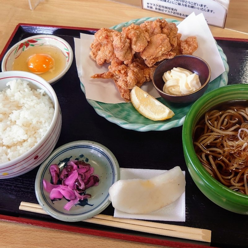 唐揚げ定食＋生卵(めいじん亭 )