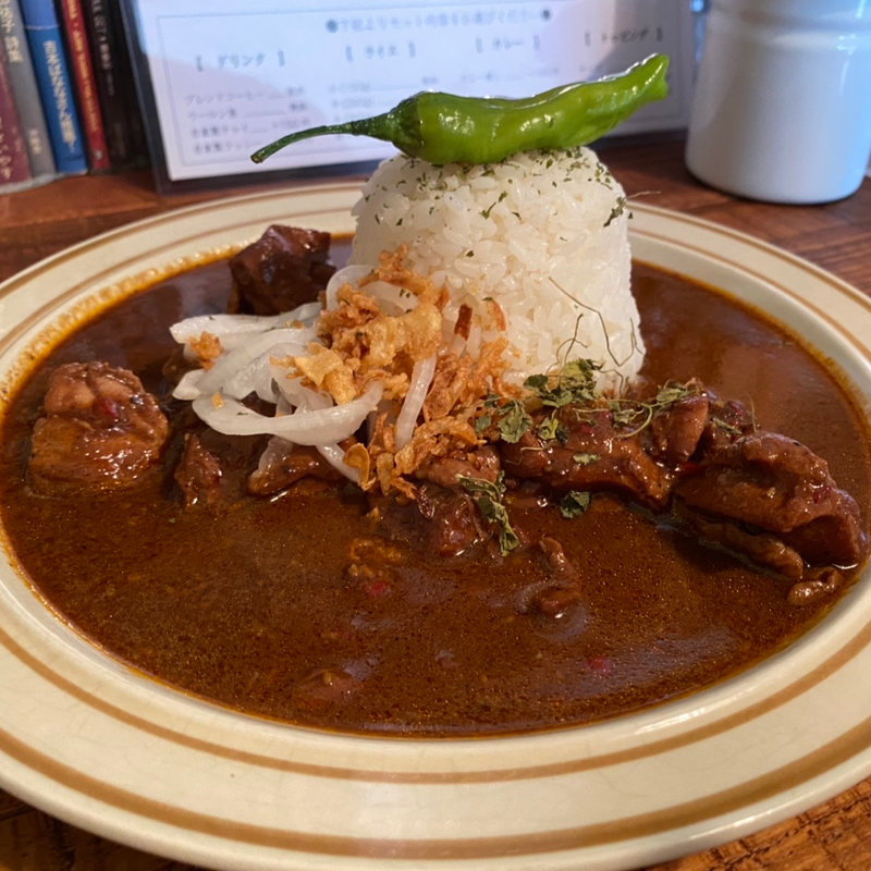 小山チキン(CHIISAKATTAONNA（小さかった女）)