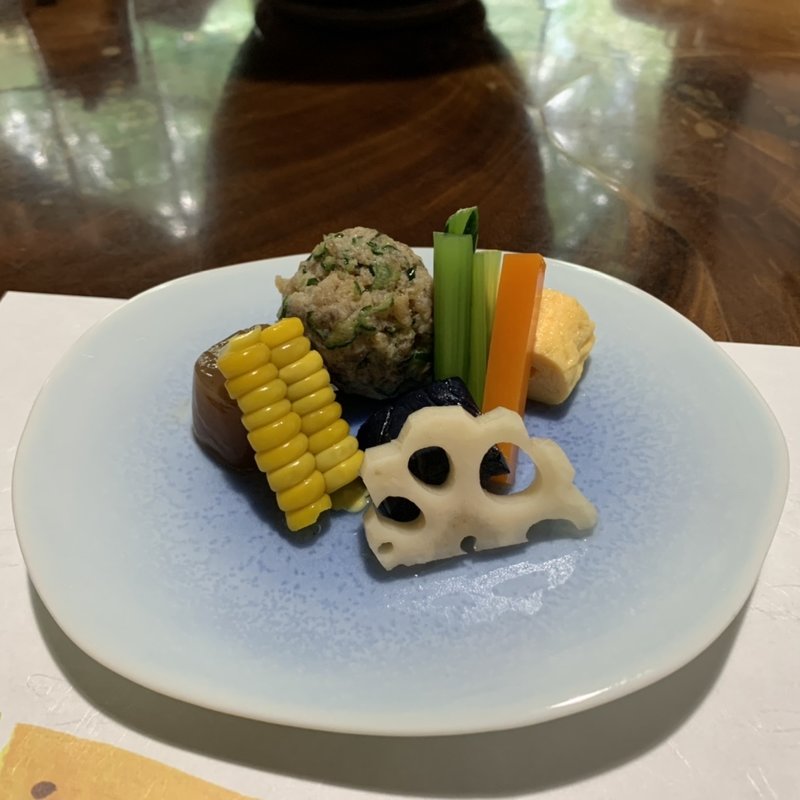 赤絵コース　付出し(創作川魚料理　料亭 龍泉荘 )