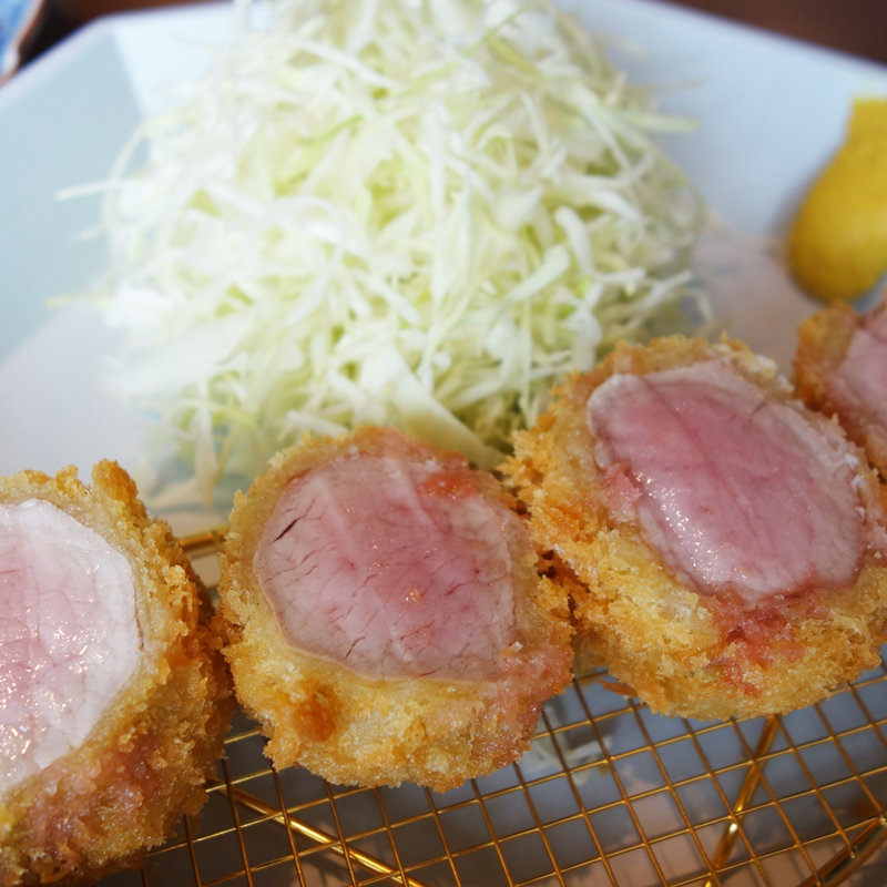 上ヒレかつ定食(ニューとんかつ 油と鍋 イムズ天神店)