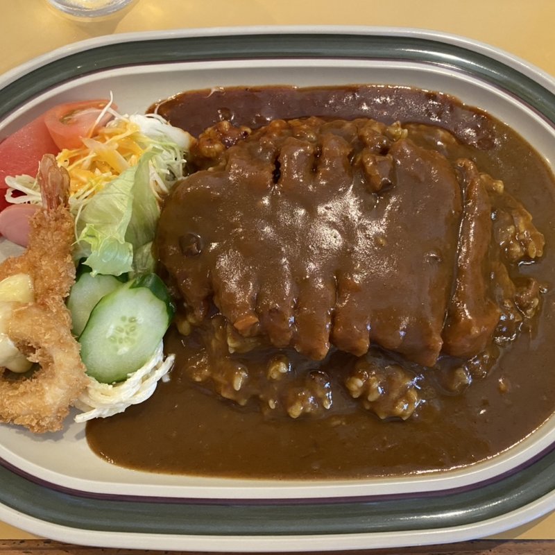 スペシャルカツカレー(レストラン マルフク )