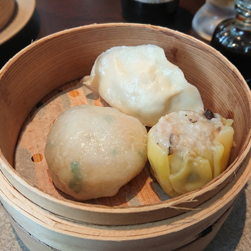 点心3種盛合せ(BETELNUT THAI VIETNAMESE DIMSUM)