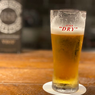 アサヒスーパードライ生ビール(立ち飲み小料理 衣)