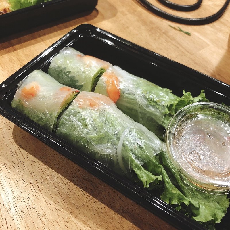 アボカドの生春巻き(バインセオ サイゴン 有楽町店 )