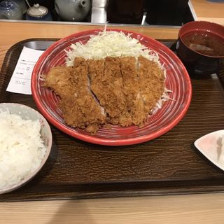 コンビかつ定食（ロース・ヒレ）(とんかつまるや極 otemachi one店)