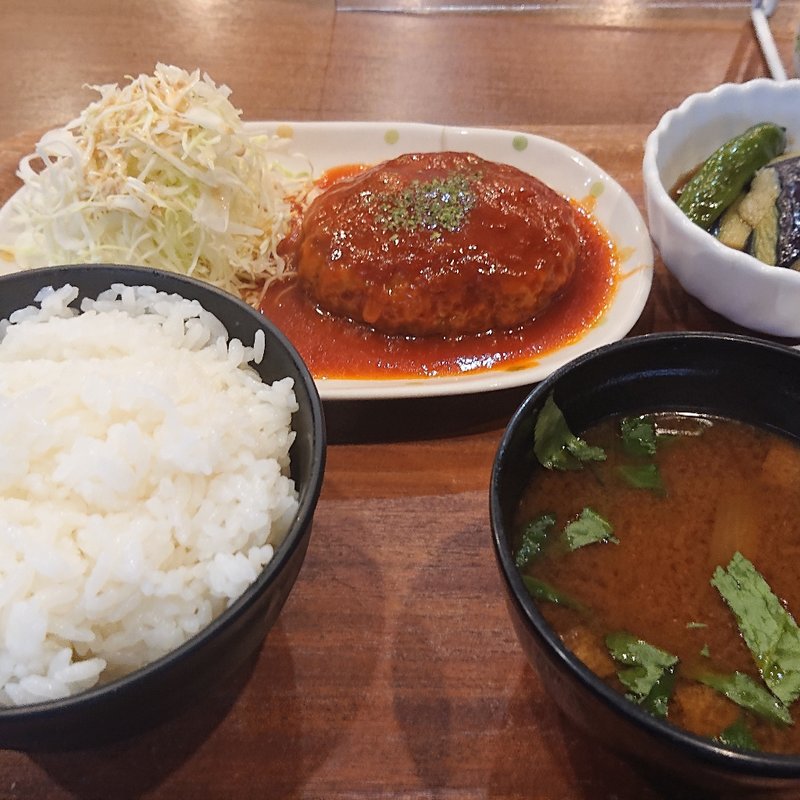 煮込みハンバーグランチ(ふた村 外堀店)