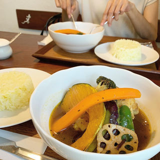 スープカレー　チキン(ア・ダニアンカフェ （A Danian Cafe）)