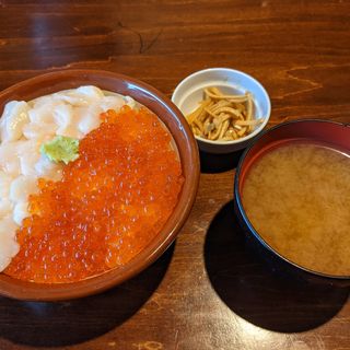 いくらホタテ丼(北海道レストラン)