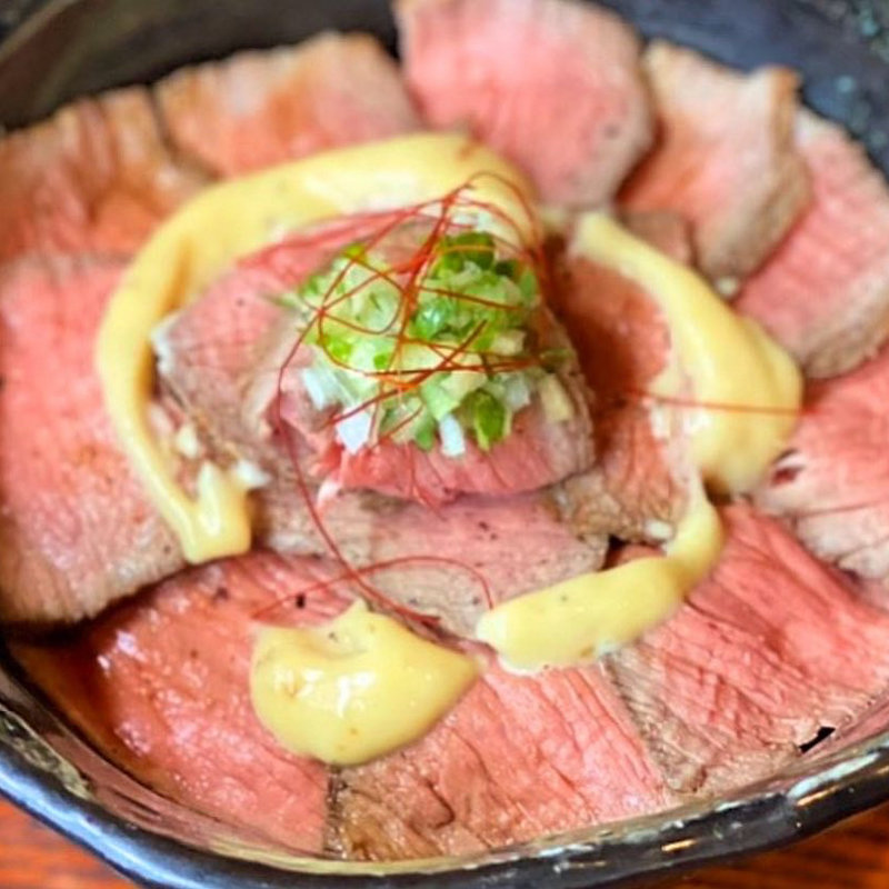 ローストビーフ丼(自然生家 )