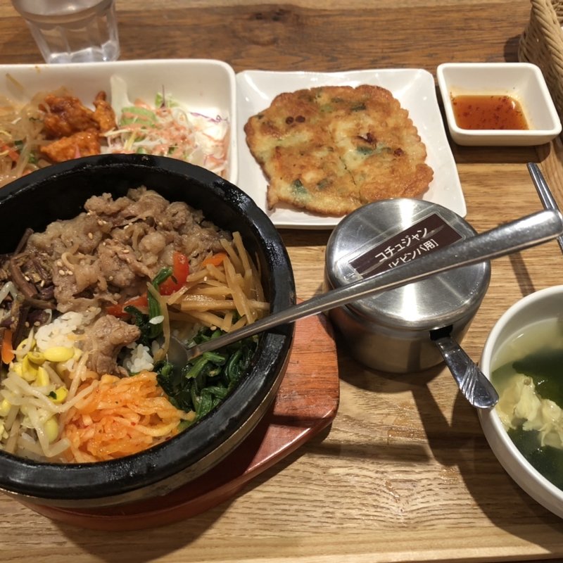 カルビ石焼きビビンバ(韓美膳 ルミネ池袋店)