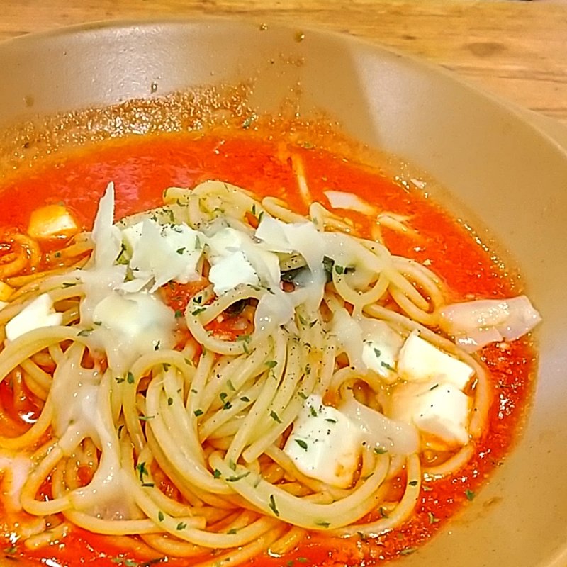 イタリアントマトとモッツァレラチーズ(パルメナーラ アリオ亀有店)