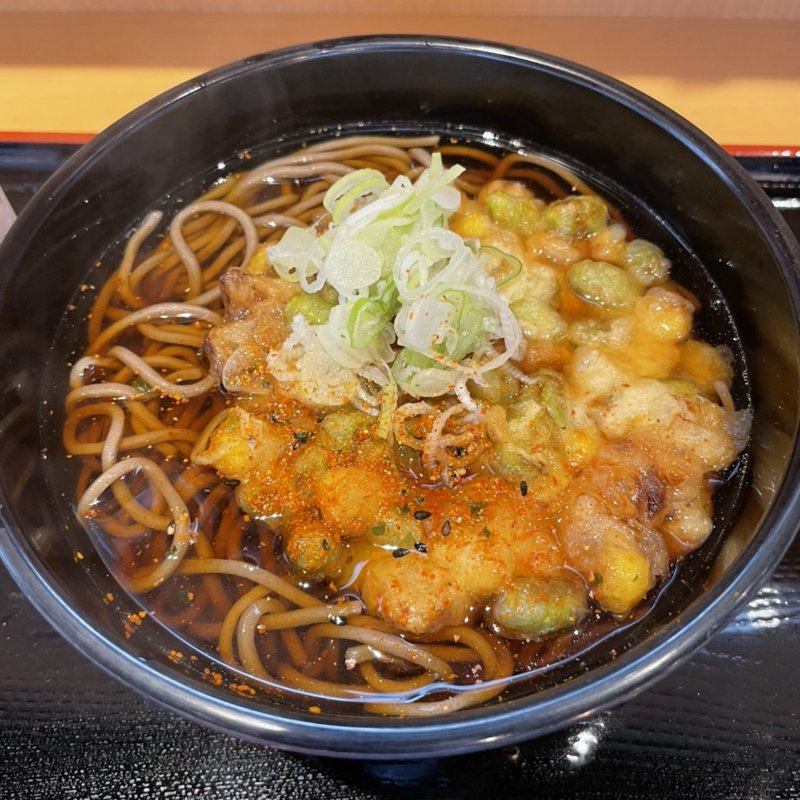 北海道産えだ豆とトウモロコシのかき揚げそば（夏の特別メニュー）(よもだそば 御徒町店)