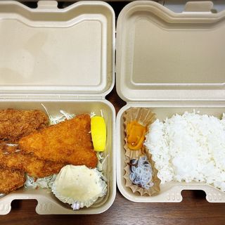 4種のシーフードフライ定食(焼魚食堂 魚角 学芸大学店 )