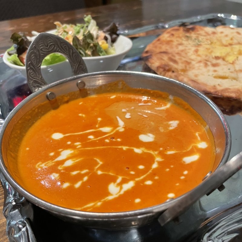 バターチキンカレー、チーズカレー(TOMBOY cafe)