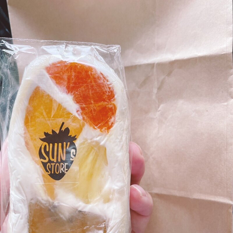 4種サンド　キウイマンゴーみかんパイナップル(フルーツサンド専門店 FRUIT PARLOR SUN's STORE(フルーツパーラー サンズストアー) ケルツ仙台駅前店)