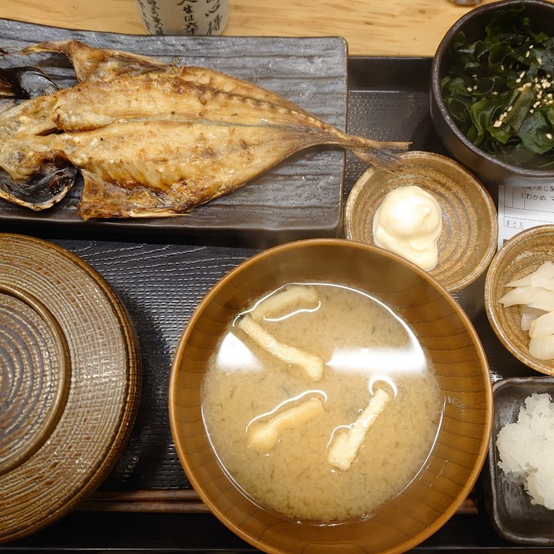 あじ開き定食(しんぱち食堂 大井町店)