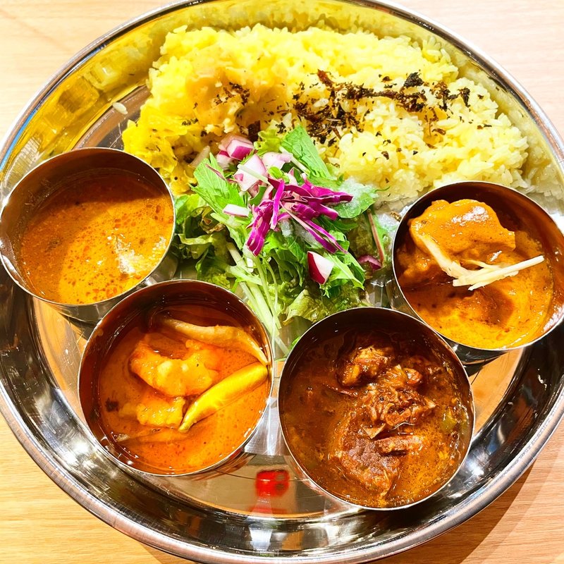 4種あいがけ(笑夢Curry Powered By M)