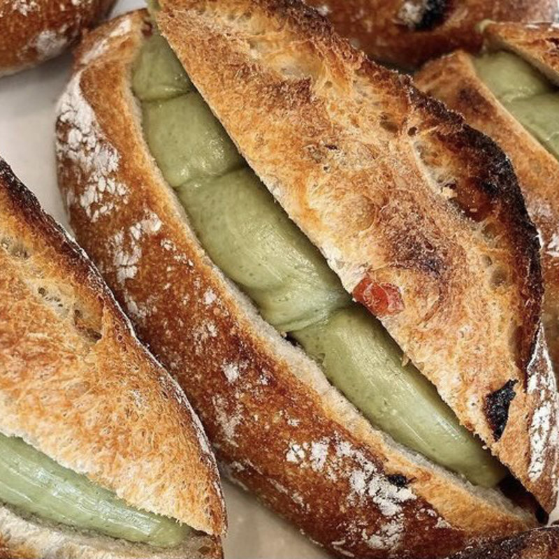 クランベリーフランスのピスタチオクリームサンド(パンクロッシュ)