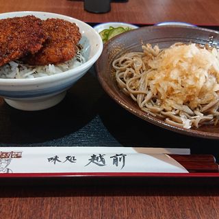 おろし蕎麦とソースかつ丼(小)(越前 )