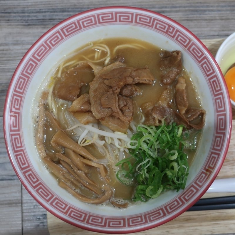 徳島ラーメン(徳島ヌードル ぱどる)