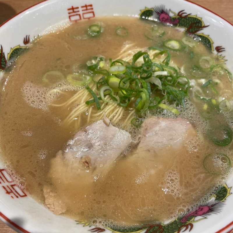 豚骨ラーメン(博多担々麺 有吉商店)