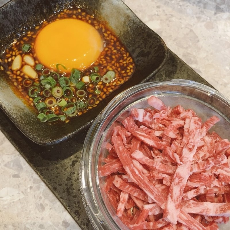 牛ユッケ(あみ焼ハウスせせらぎ )