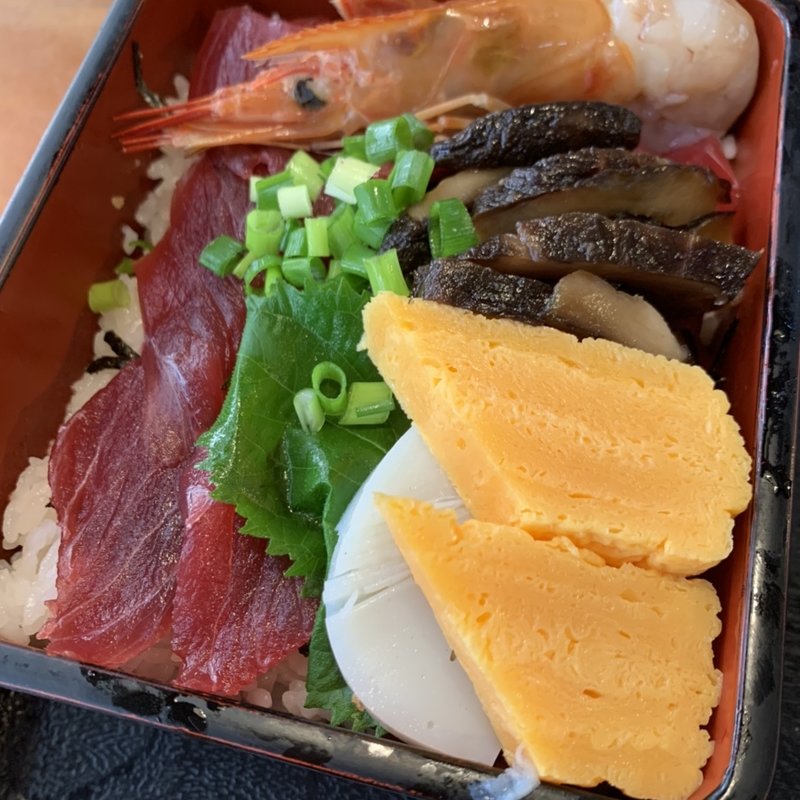 まぐろ重(西浦屋)