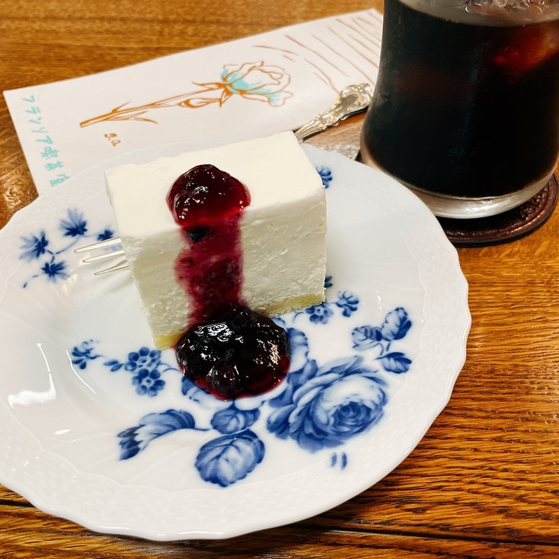 レアチーズケーキ(フレンチ)(フランソア喫茶室 （Salon de the FRANCOIS）)