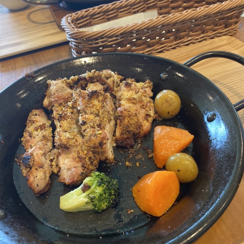 チキンの粒マスタードカツレツ(CAFE SHINO TERRACE)