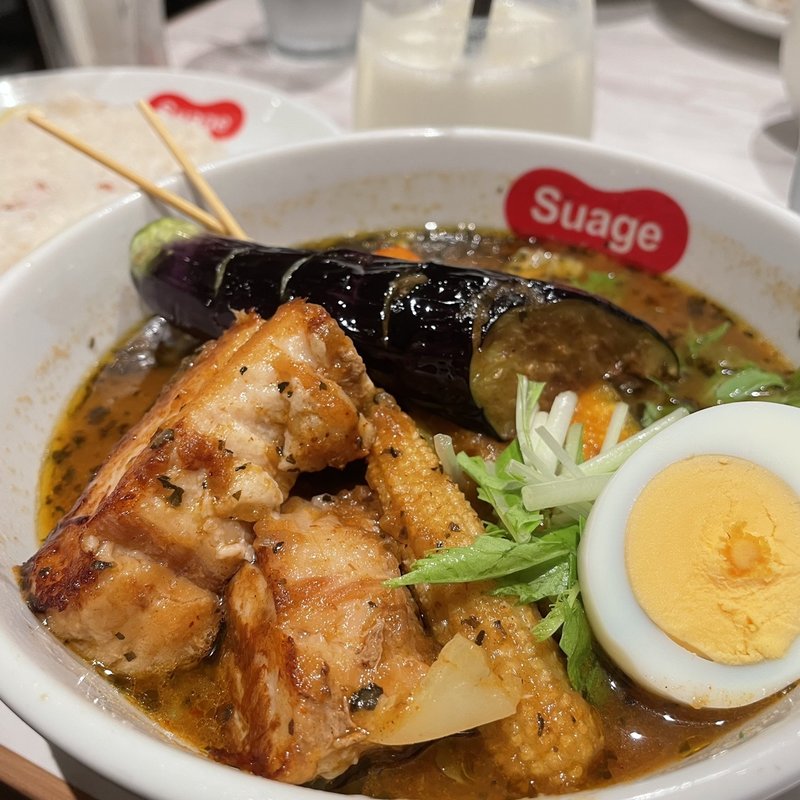 夢の大地の角煮カレー(北海道スープカレー　Suage丸の内店)