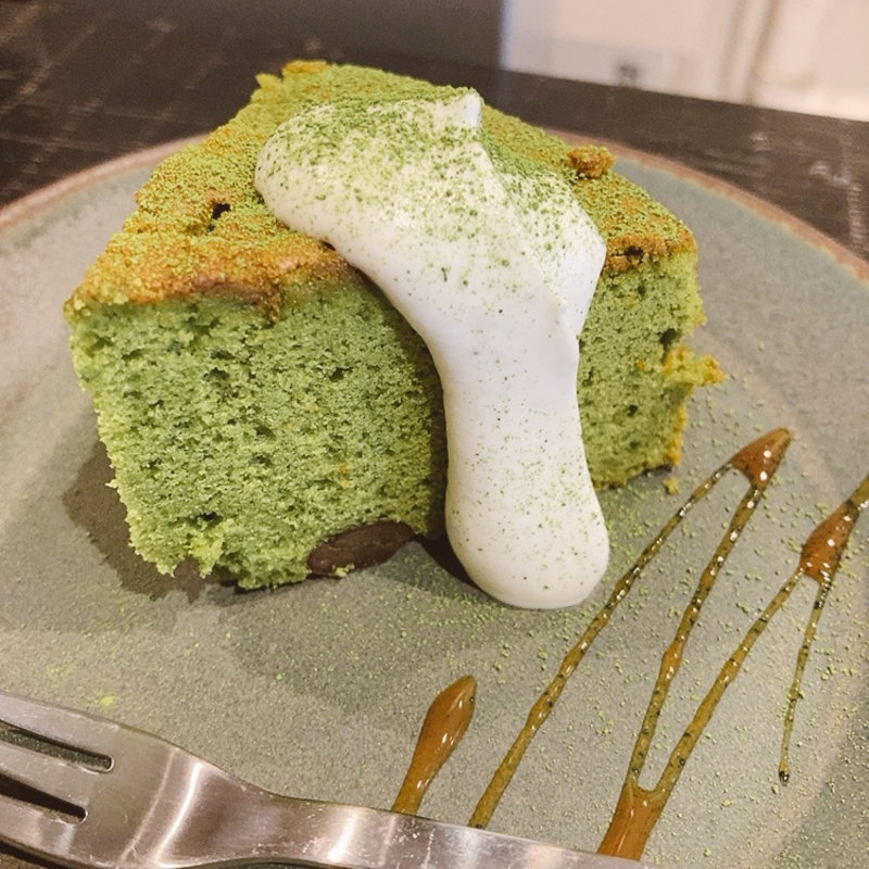 KARANの京都抹茶バターケーキ(akamcoffeeworks)